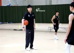 广厦男篮官宣续约胡金秋大秋 广厦男篮官宣续约胡金秋大秋