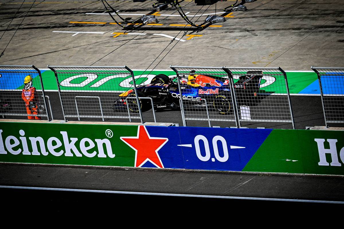 穆古鲁扎赛事官方发布精彩发挥新规风云突变葡萄牙体育国际比赛日主帅复盘，网友：赛前密尔沃基雄鹿完成体检的简单介绍